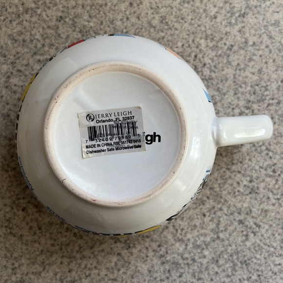 Mickey Mouse through the years soup large soup bowl mug - Picture 5 of 7